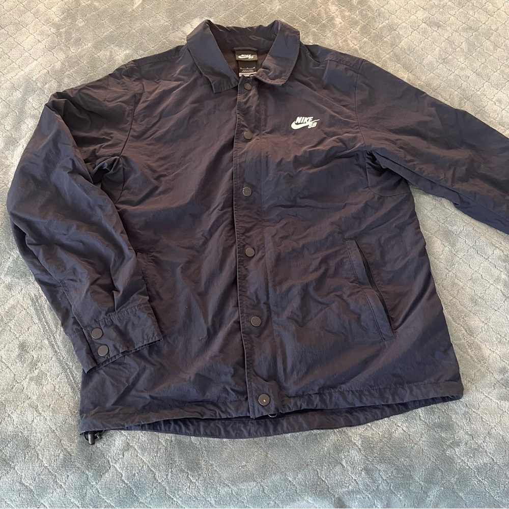 Nike SB Mens Coaches Jacket Navy Blue Snap Front Windbreaker Logo Size‎ M